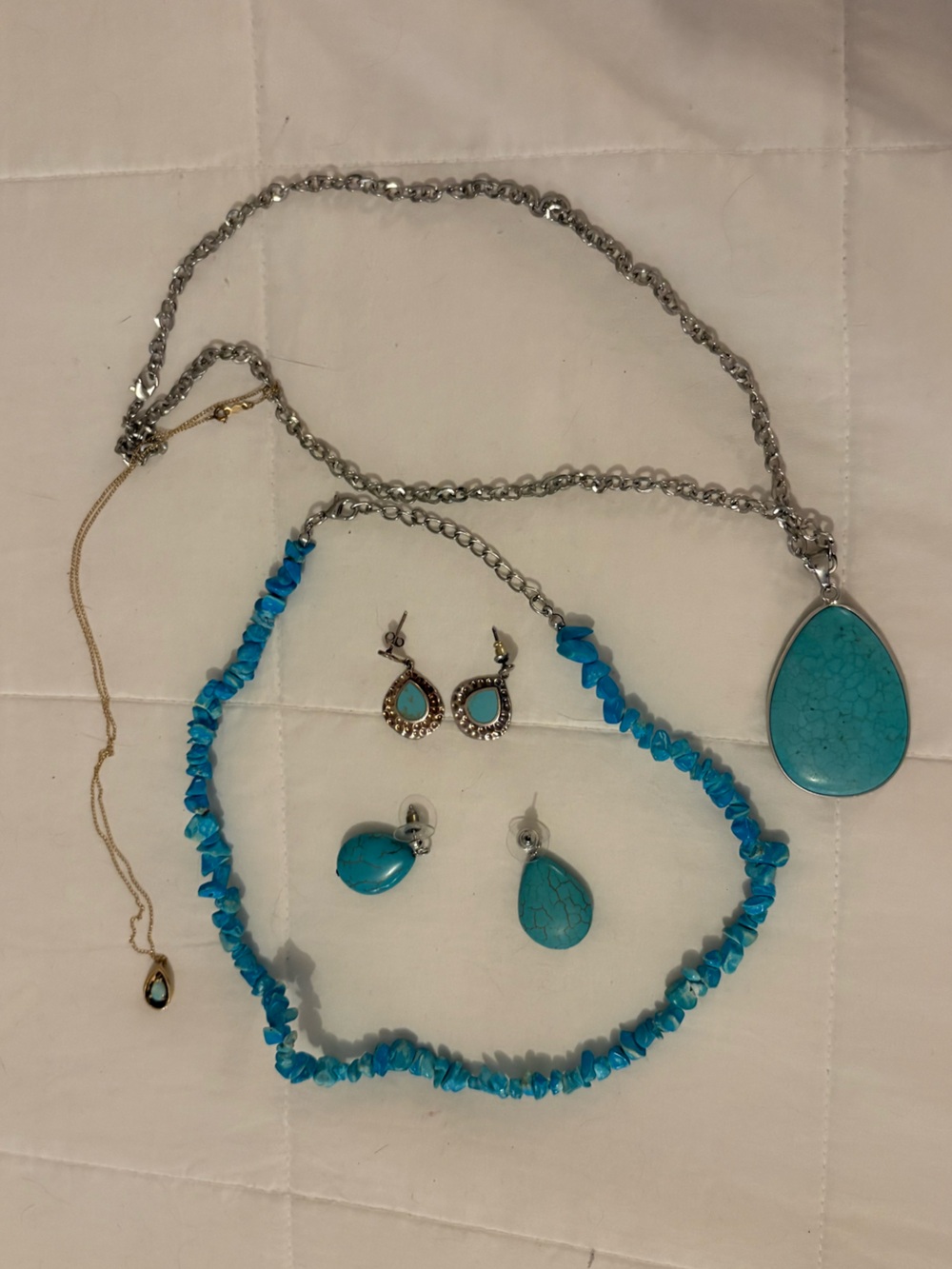 Turquoise Colored Assorted Jewelry - Picture 2 of 4